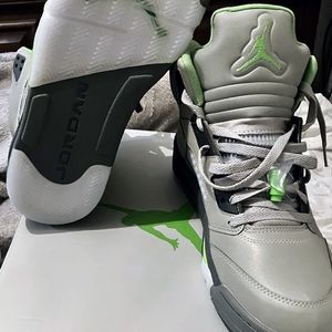 Brand spanking new (Deadstock) Air Jordan 5 Retro Green Bean & Flint Grey